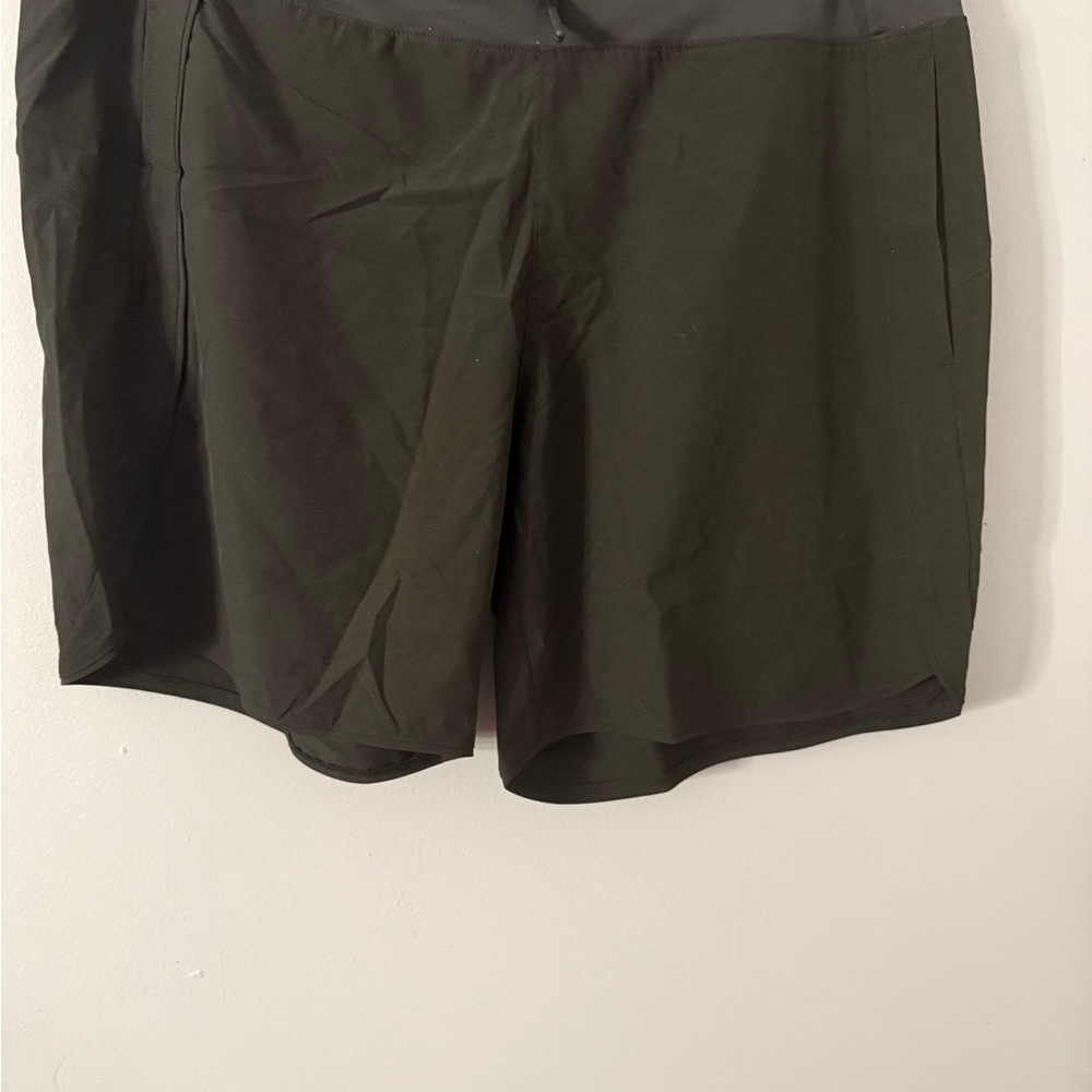 Baleaf Black Bermudas Relaxed Fit Mid-Length Shorts